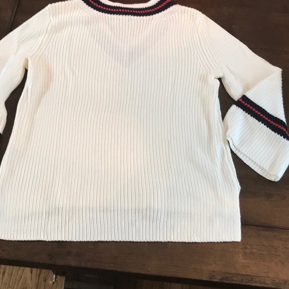 Cabi V-Neck Cable Sweater- Small - Picture 5 of 7